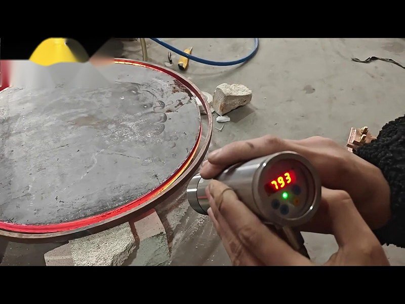 160KW超音頻污污网站在线看免费加熱設備完全有能力將直徑700