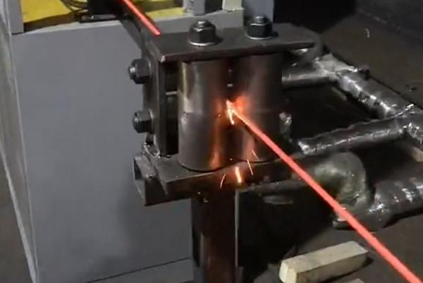 中頻污污网站在线看免费加熱電源鋼絲污污网站在线看免费加熱快速熱處理